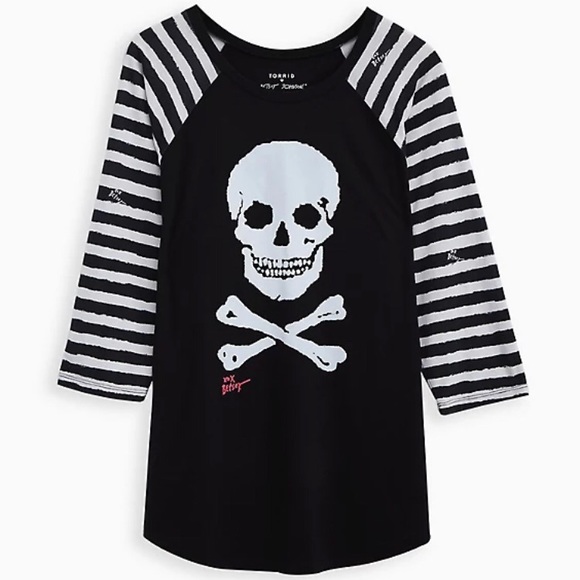 NWT TORRID BETSEY JOHNSON Skull Tee Sz 1
